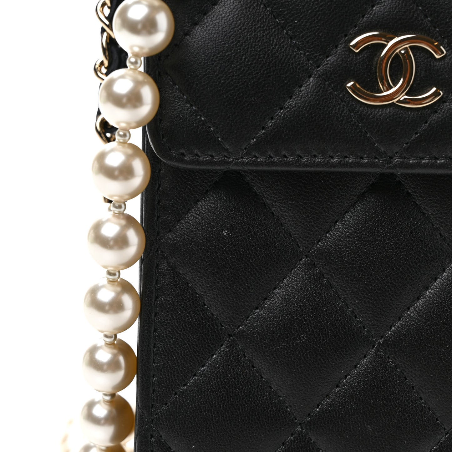 Lambskin Quilted Pearl Phone Holder With Chain Black
