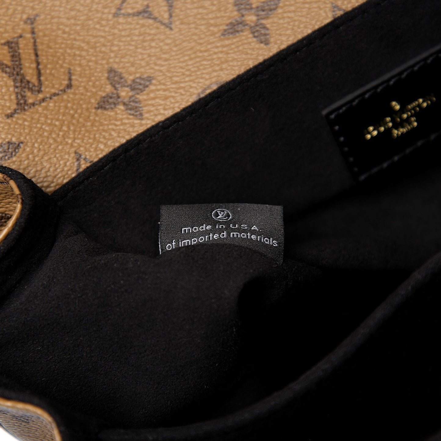 Reverse Monogram Pochette Metis