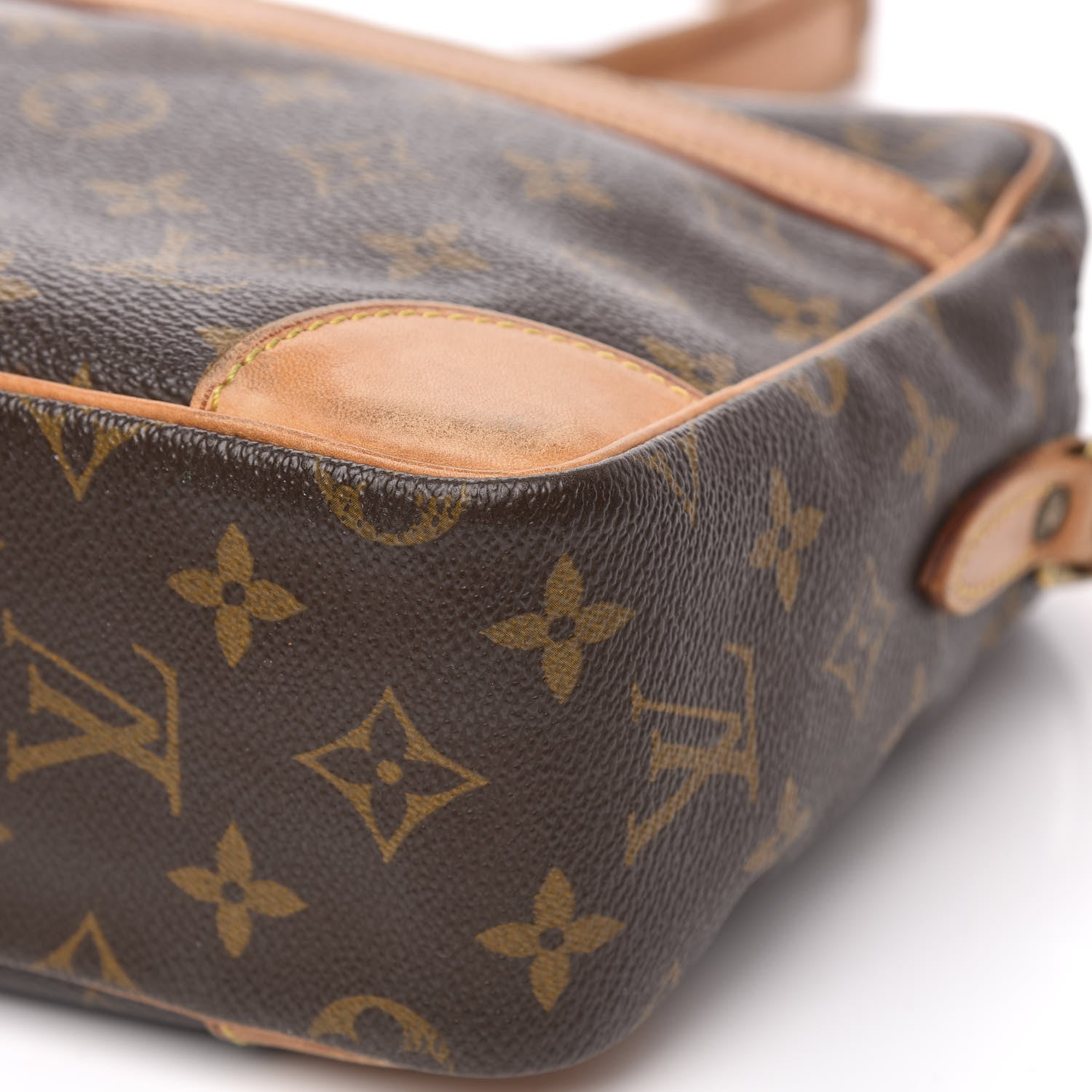 Louis Vuitton Monogram Trocadero 30 8 of 17