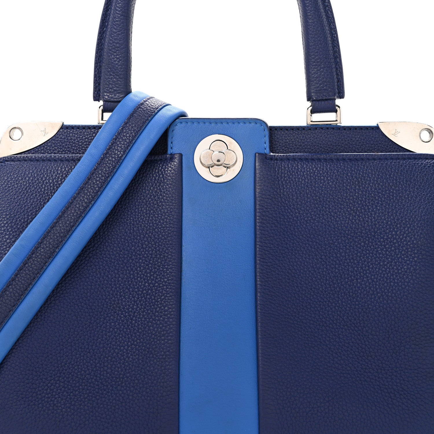 Louis Vuitton Veau Nuage Calfskin Astrid Blue 7 of 11