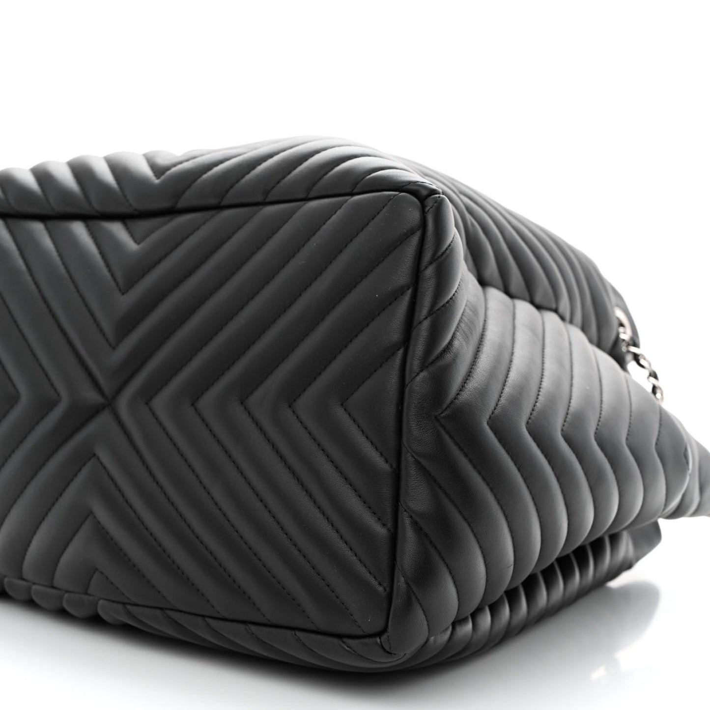 Lambskin Chevron Quilted Large Urban Spirit Drawstring Bag Black