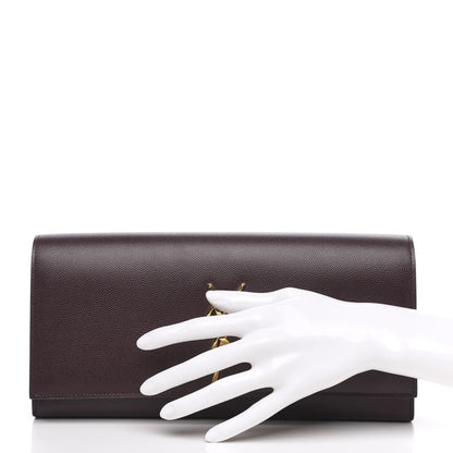 Saint Laurent Grain De Poudre Classic Monogram Cassandre Clutch Amaranto 3 of 9