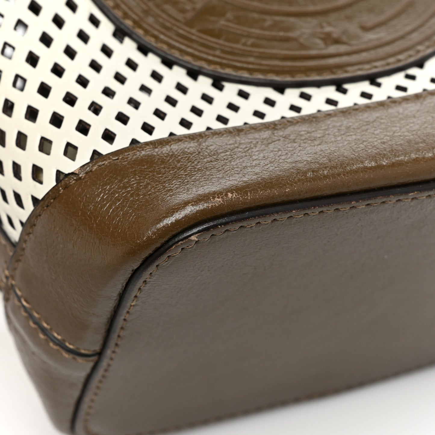 Vitello Liberty Glossy Lambskin F is Fendi Perforated Mini Mon Tresor Bucket Bag White Ice Rust Maya