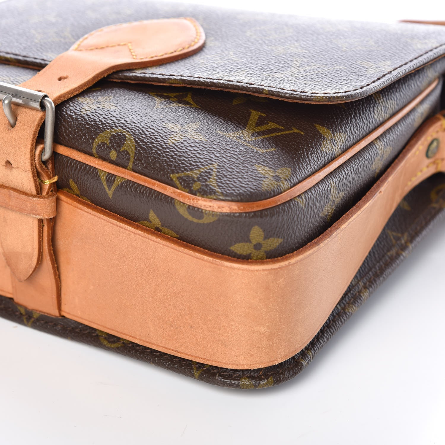 Louis Vuitton Monogram Cartouchiere 22 12 of 12