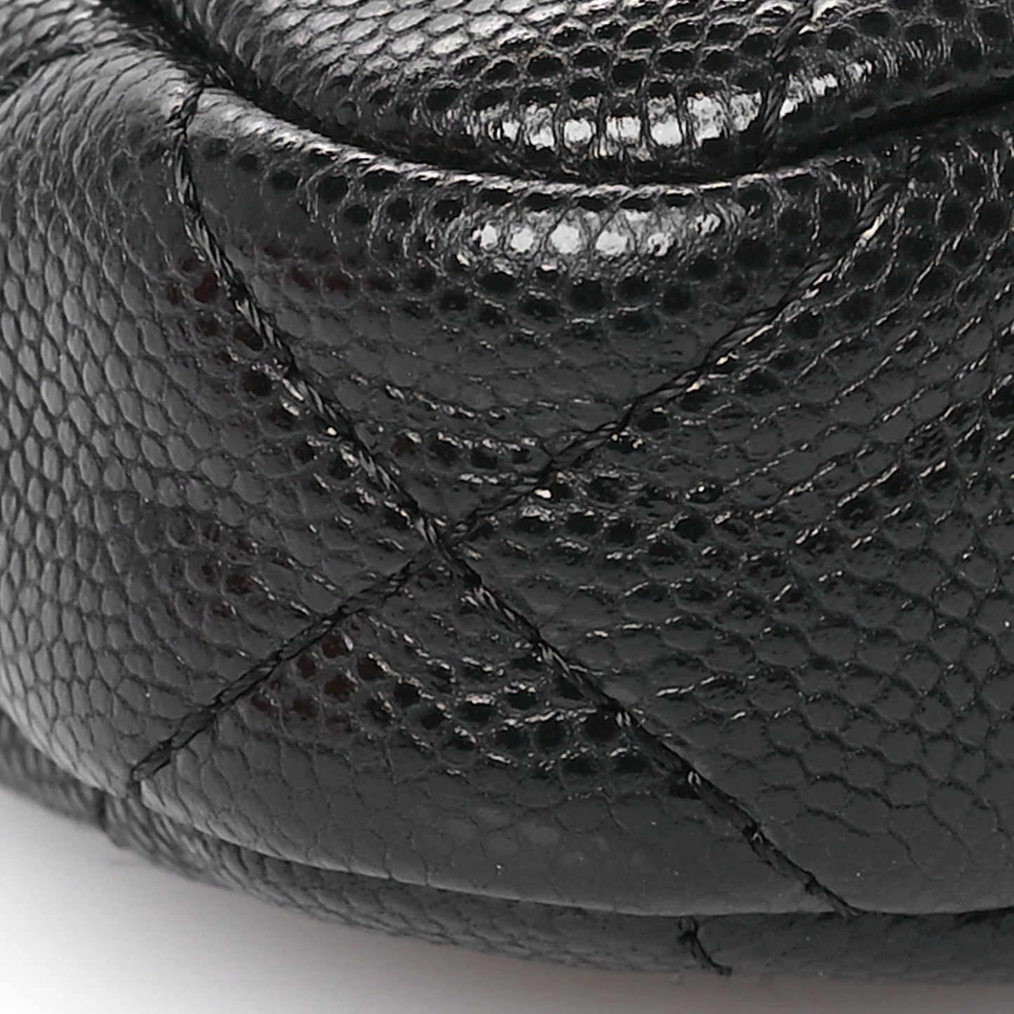 Caviar Quilted Small Clutch With Chain Black