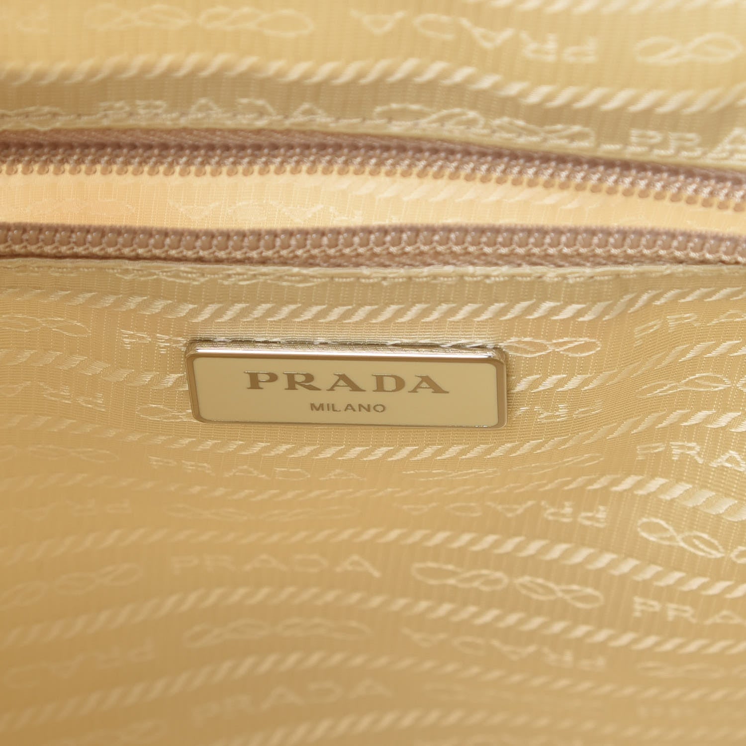 Prada Tessuto Nylon Saffiano Robot Bucket Tote Bianco 8 of 9