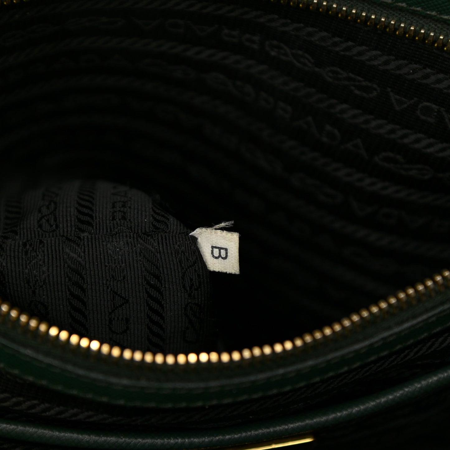 Saffiano Large Galleria Double Zip Tote Militare