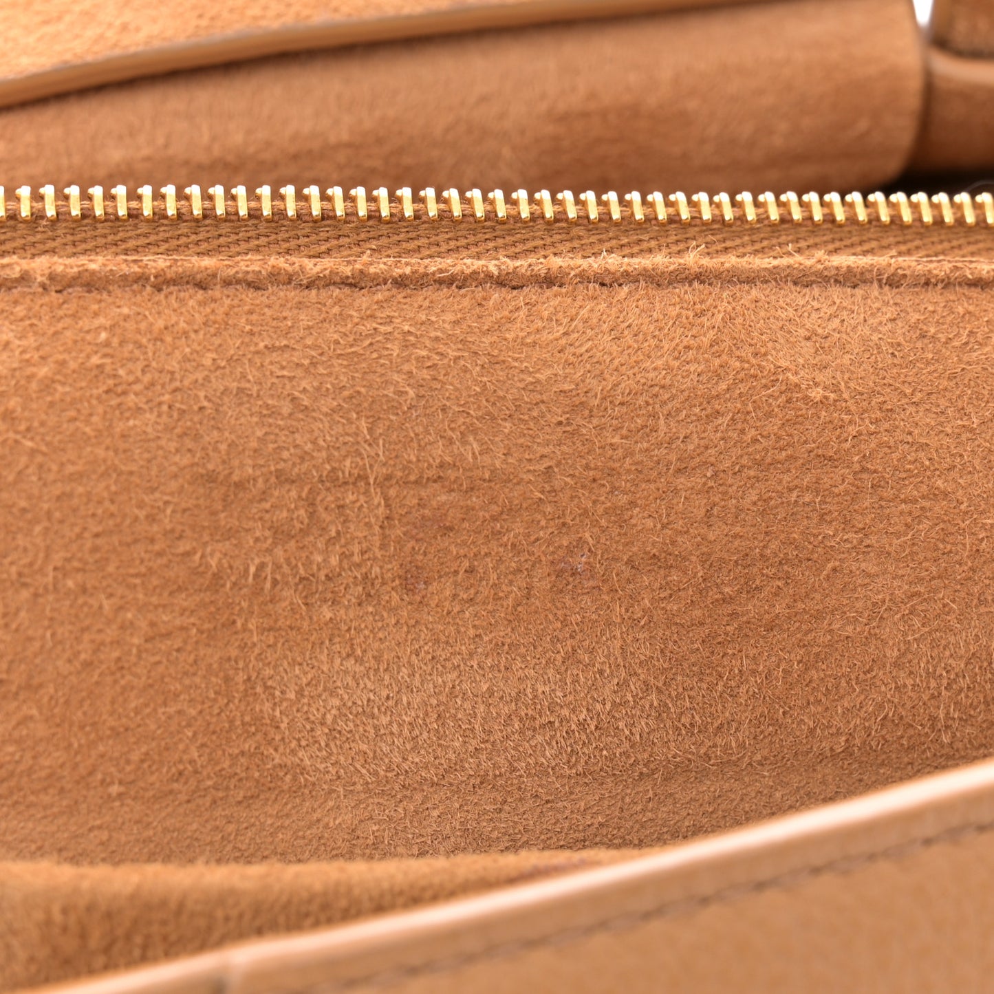 Grained Calfskin Maxi Intrecciato Small Arco Caramel