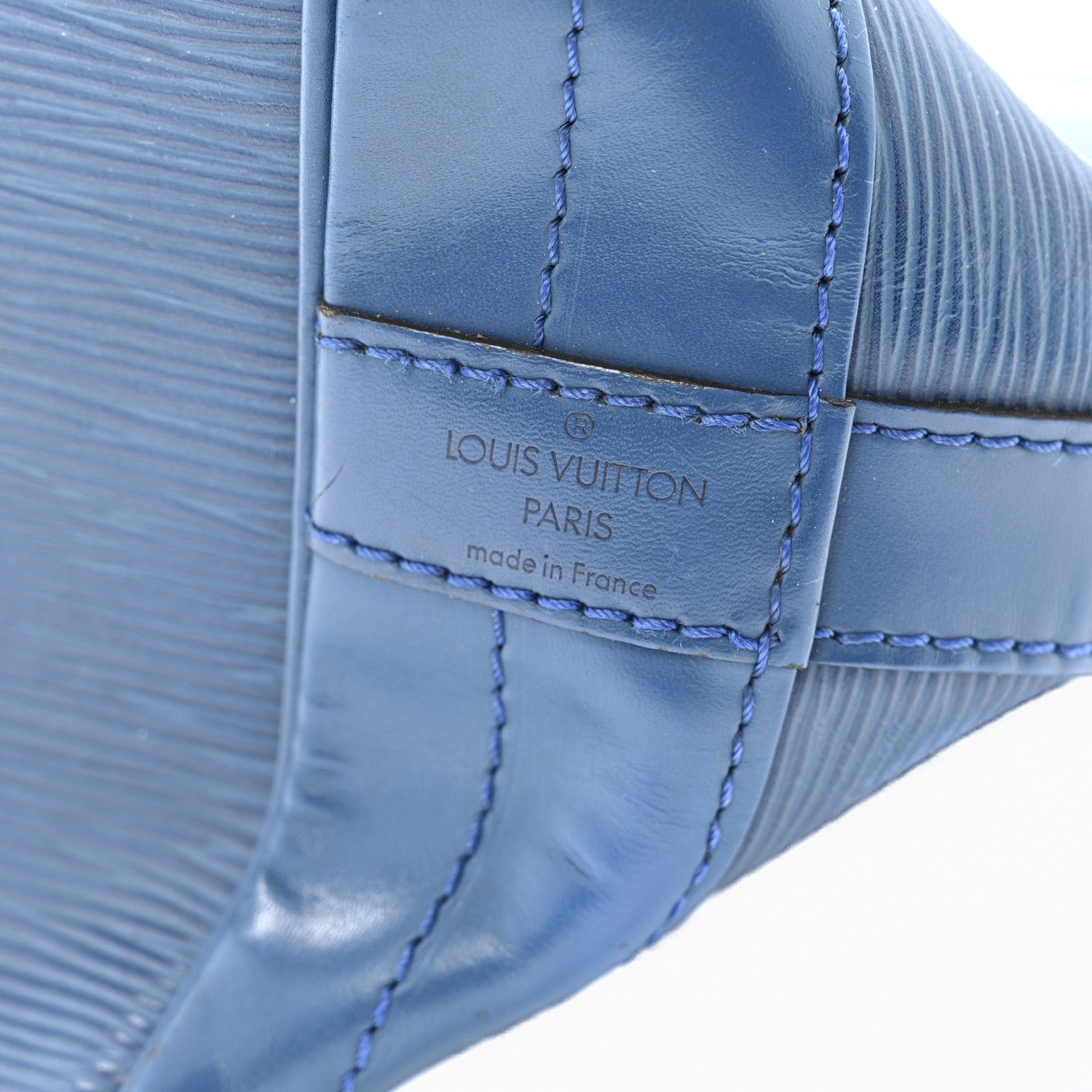 Louis Vuitton Epi Noe Toledo 6 of 16
