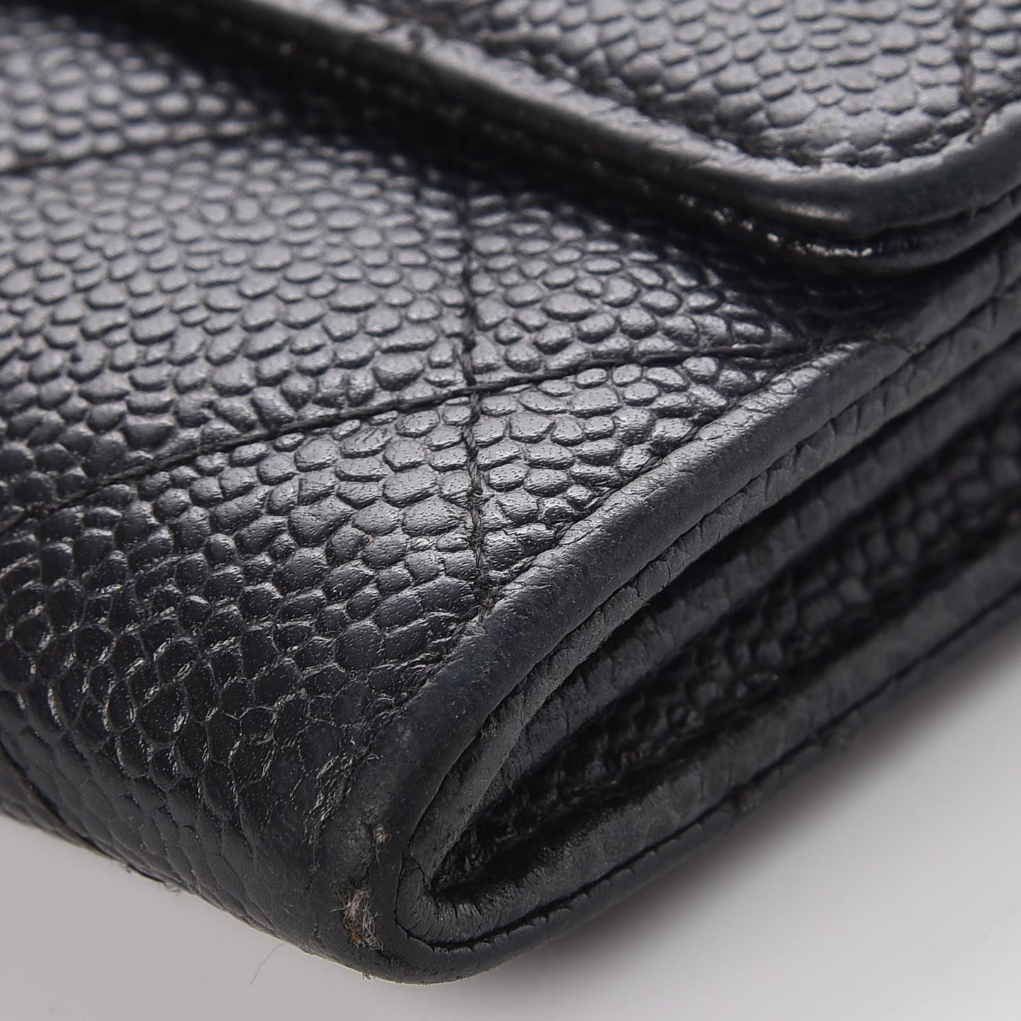 Caviar Quilted Large Gusset Flap Wallet Black