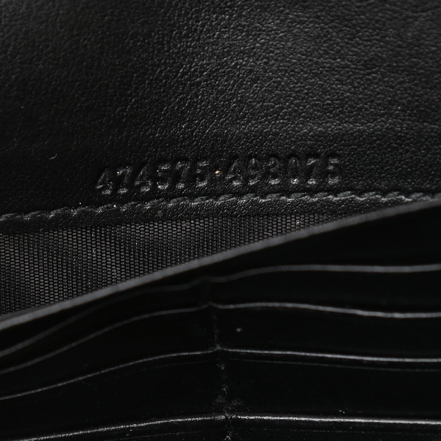 Calfskin Matelasse GG Marmont Chain Wallet Black