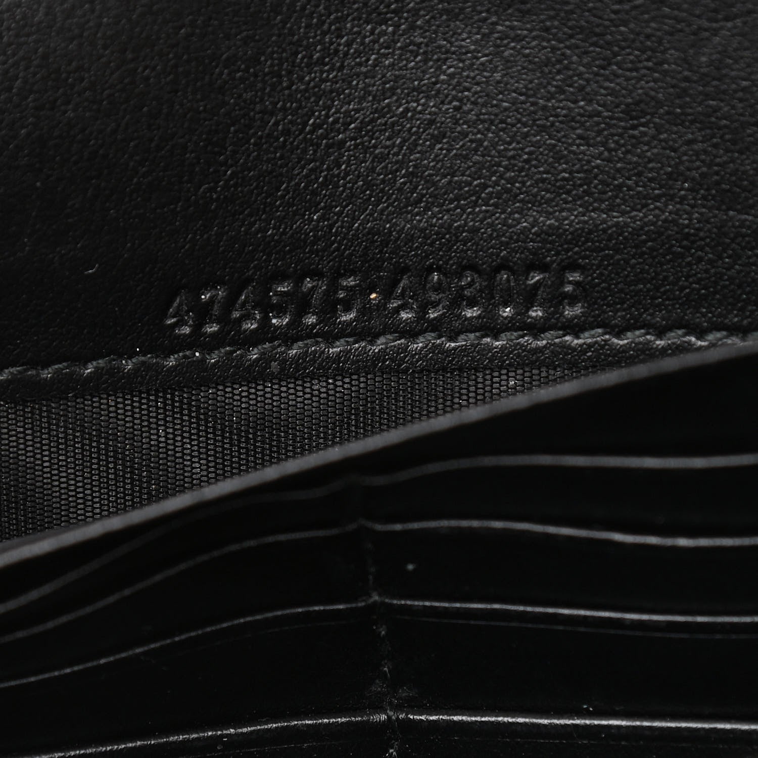 Gucci Calfskin Matelasse GG Marmont Chain Wallet Black 7 of 10