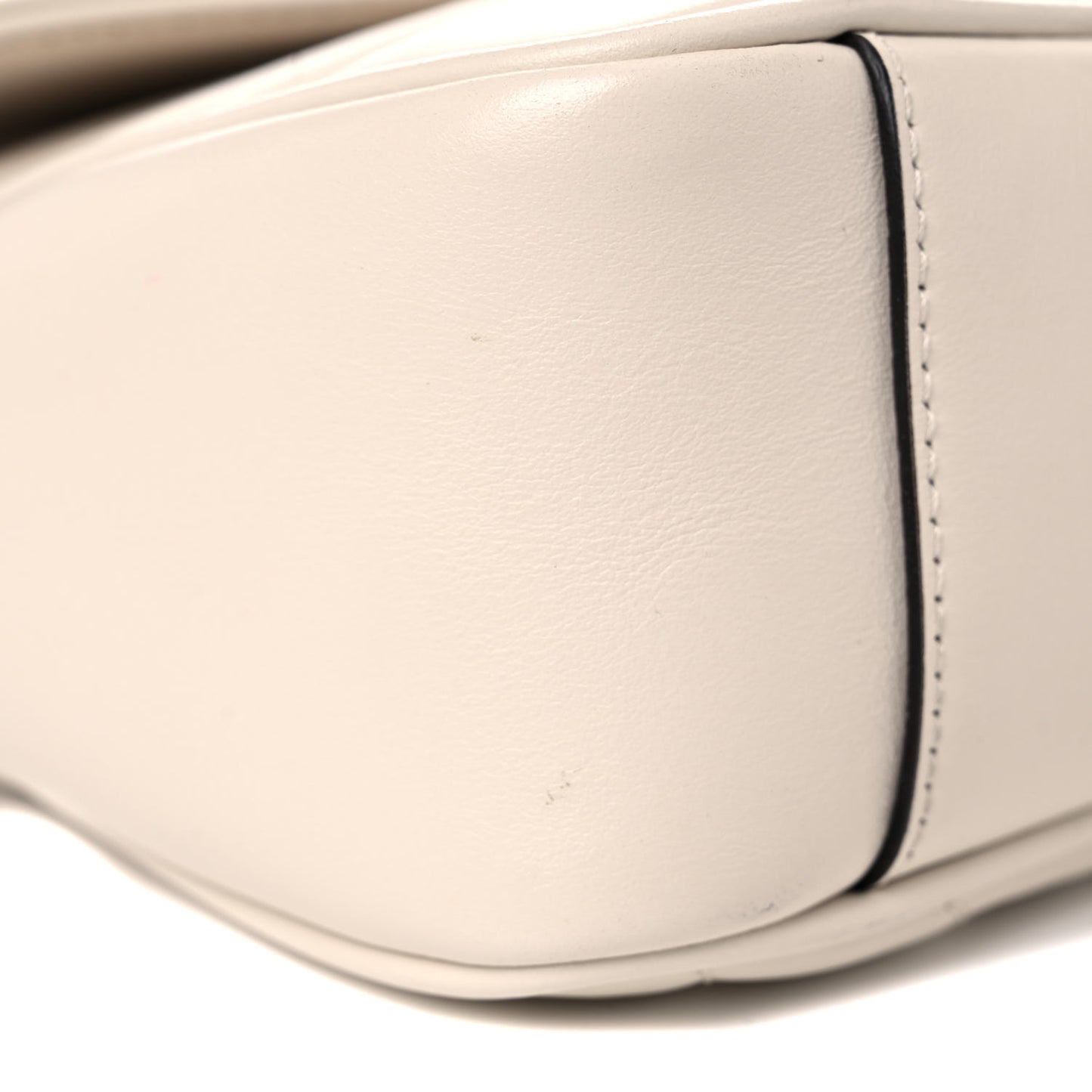 Calfskin Matelasse Small GG Marmont Shoulder Bag White