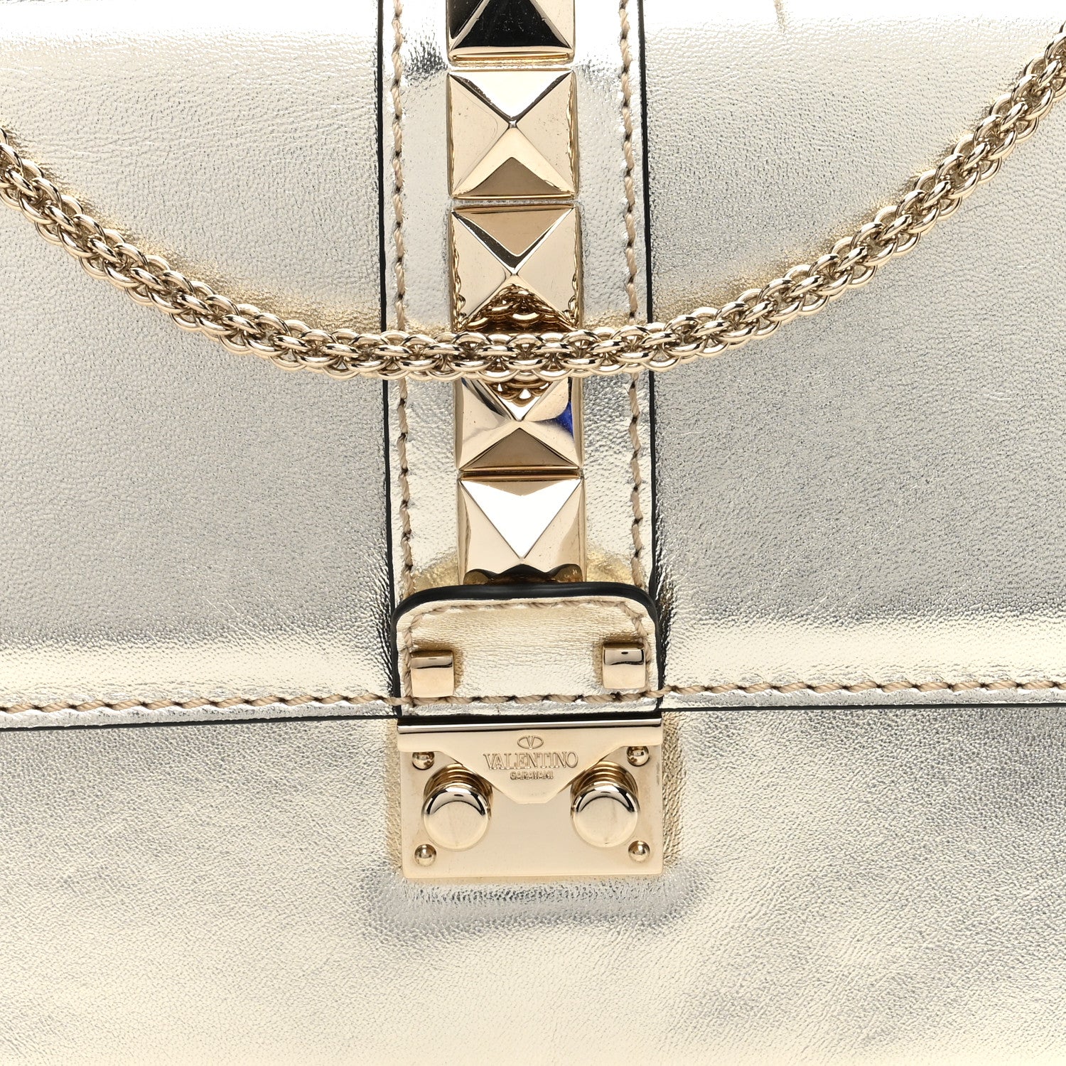 Valentino Garavani Metallic Nappa Medium Glam Lock Rockstud Flap Platino 7 of 9