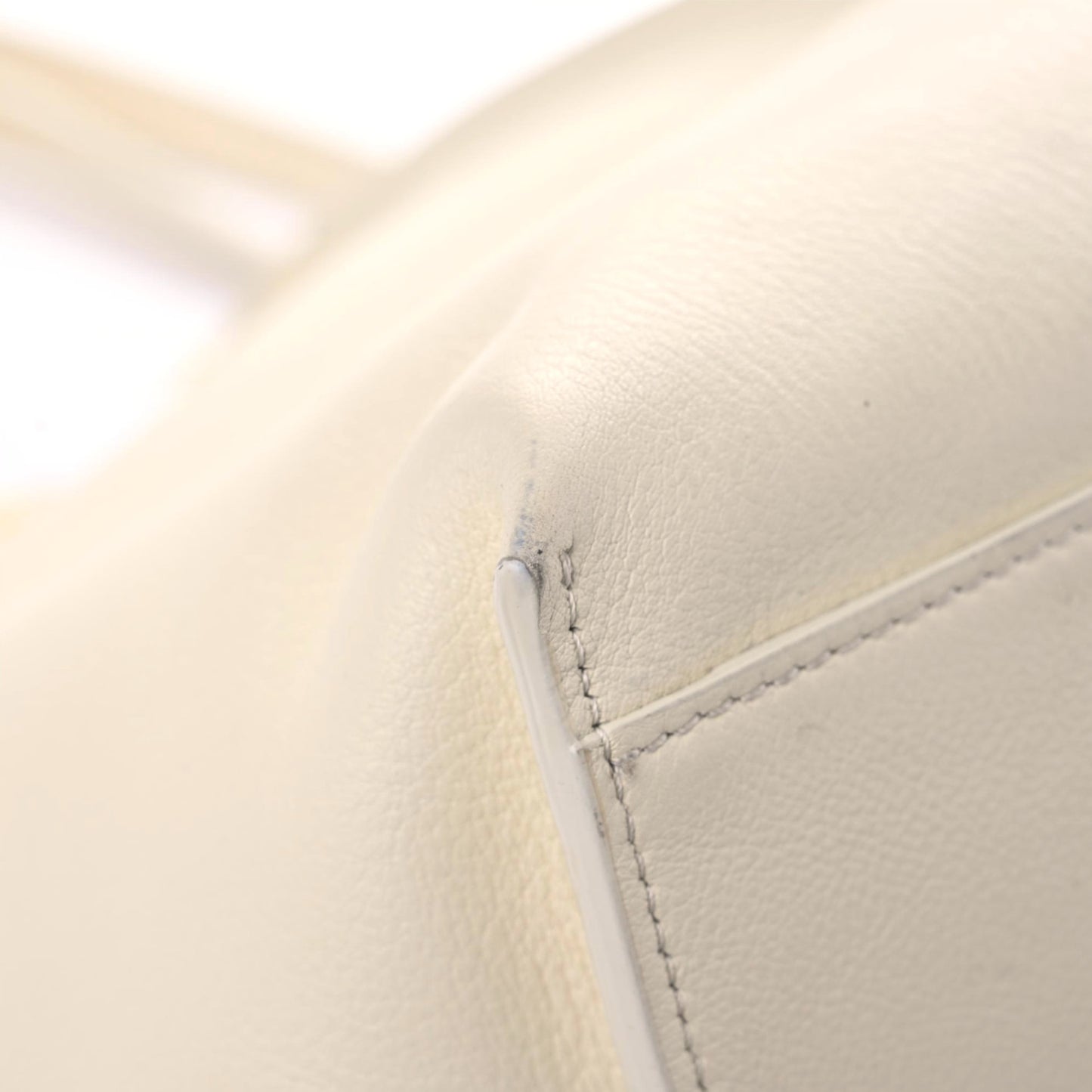 Smooth Calfskin Medium Vick Tote Off White
