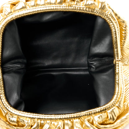 Bottega Veneta Metallic Bark Calfskin Embossed The Pouch Oversized Clutch Oro 5 of 11