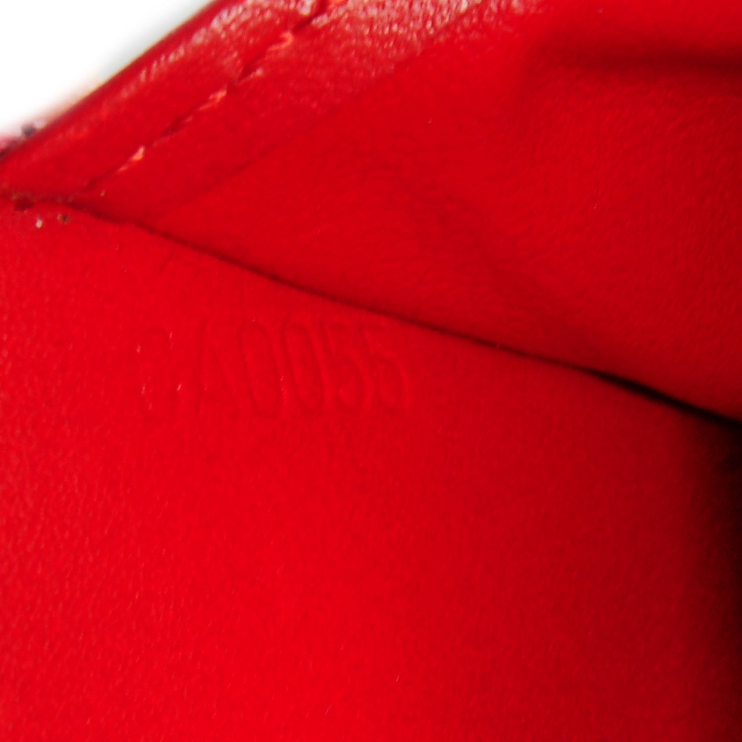 Louis Vuitton Vernis Small Ring Agenda Pomme D'Amour 8 of 8