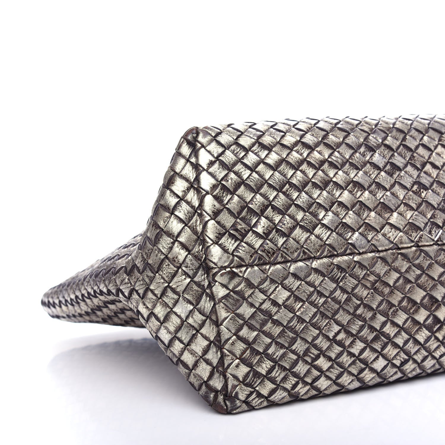 Bottega Veneta Intrecciato Medium Cabat Platino Ossidato 9 of 11