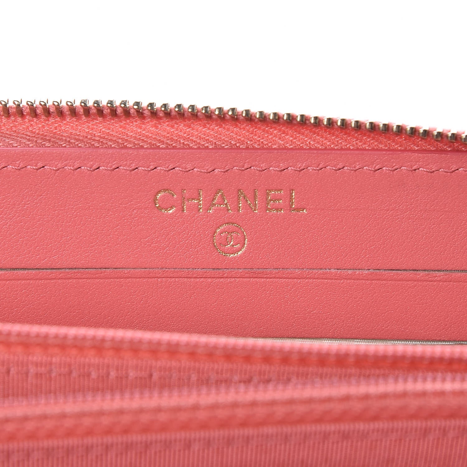 Chanel Iridescent Caviar Quilted Medium Zip Around Wallet Pink 6 of 12