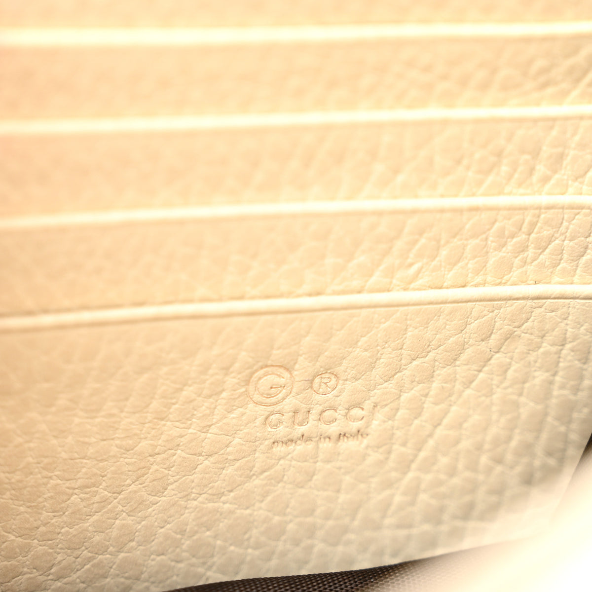 Dollar Calfskin Interlocking G Chain Wallet Ivoire