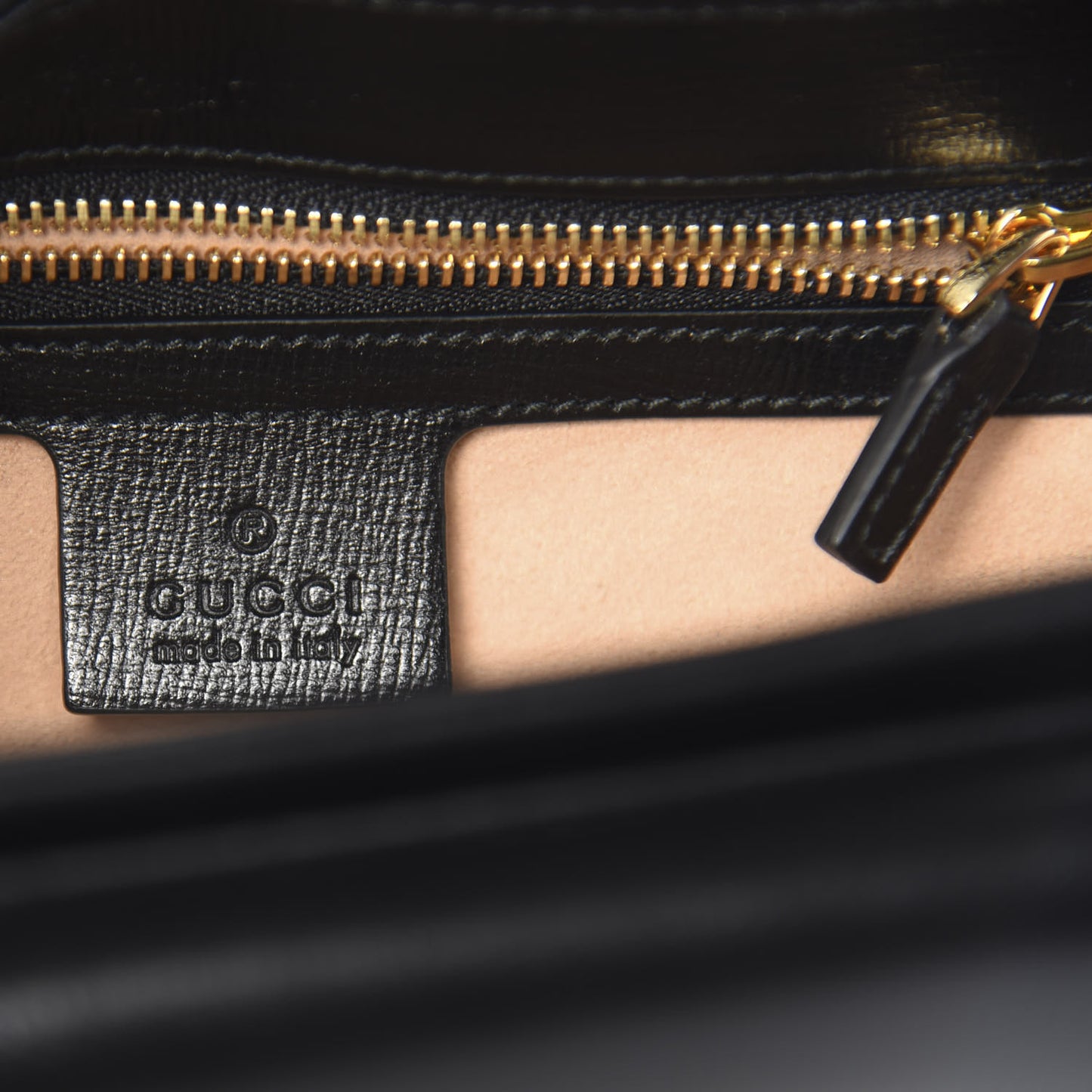 Azalea Calfskin Small Marina Chain Shoulder Bag Black