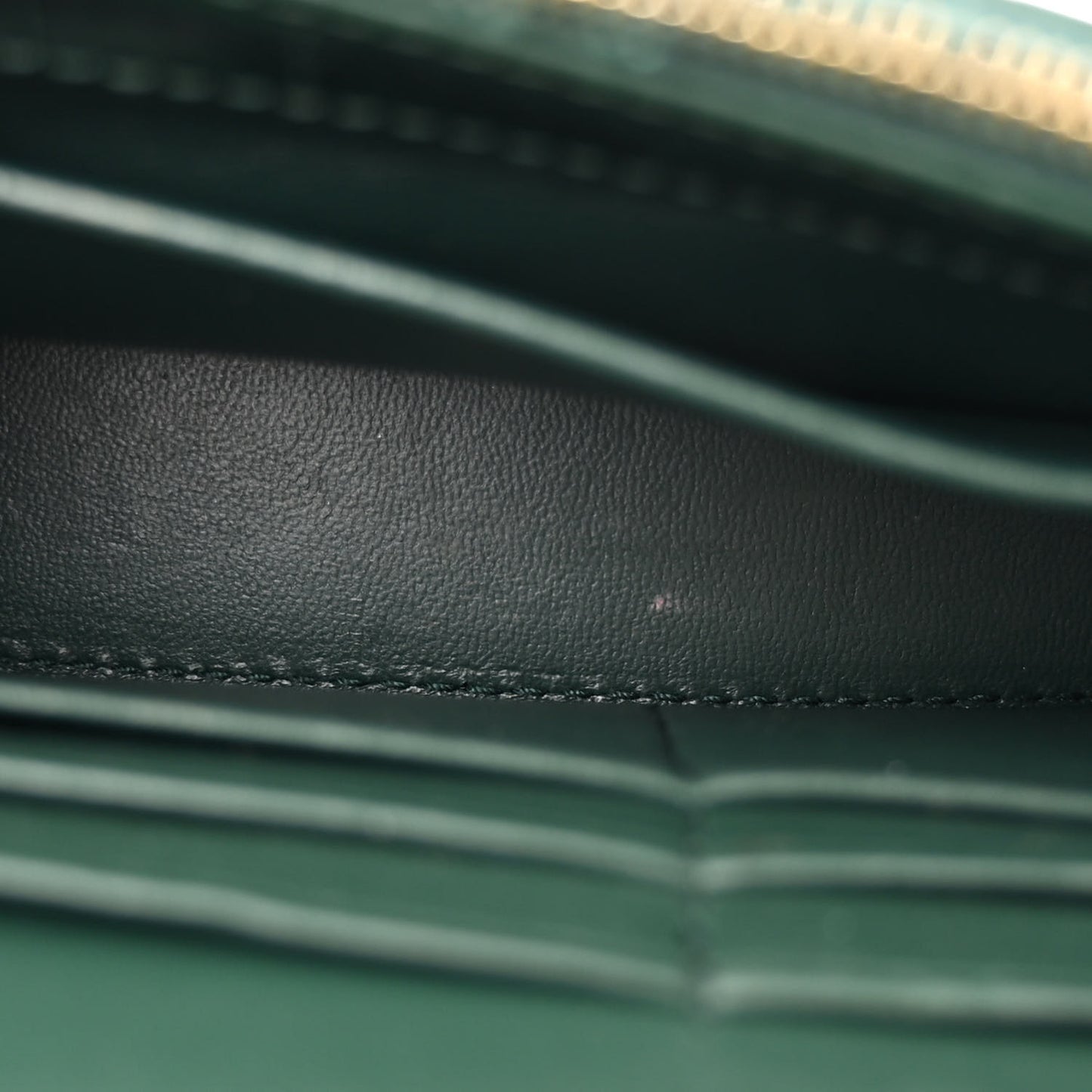 Shiny Calfskin Crocodile Embossed Hourglass Chain Bag Forest Green