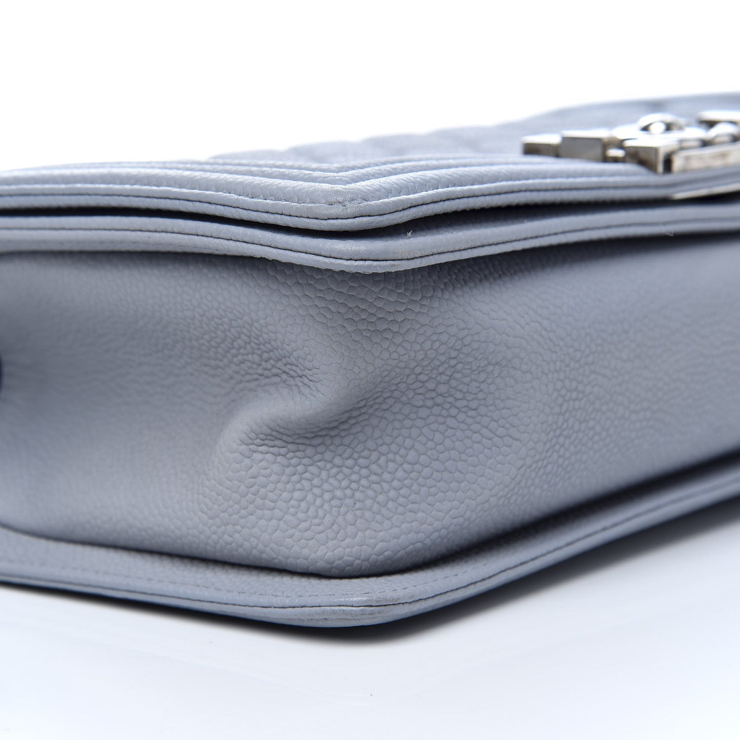 Caviar Quilted Medium Boy Flap Blue