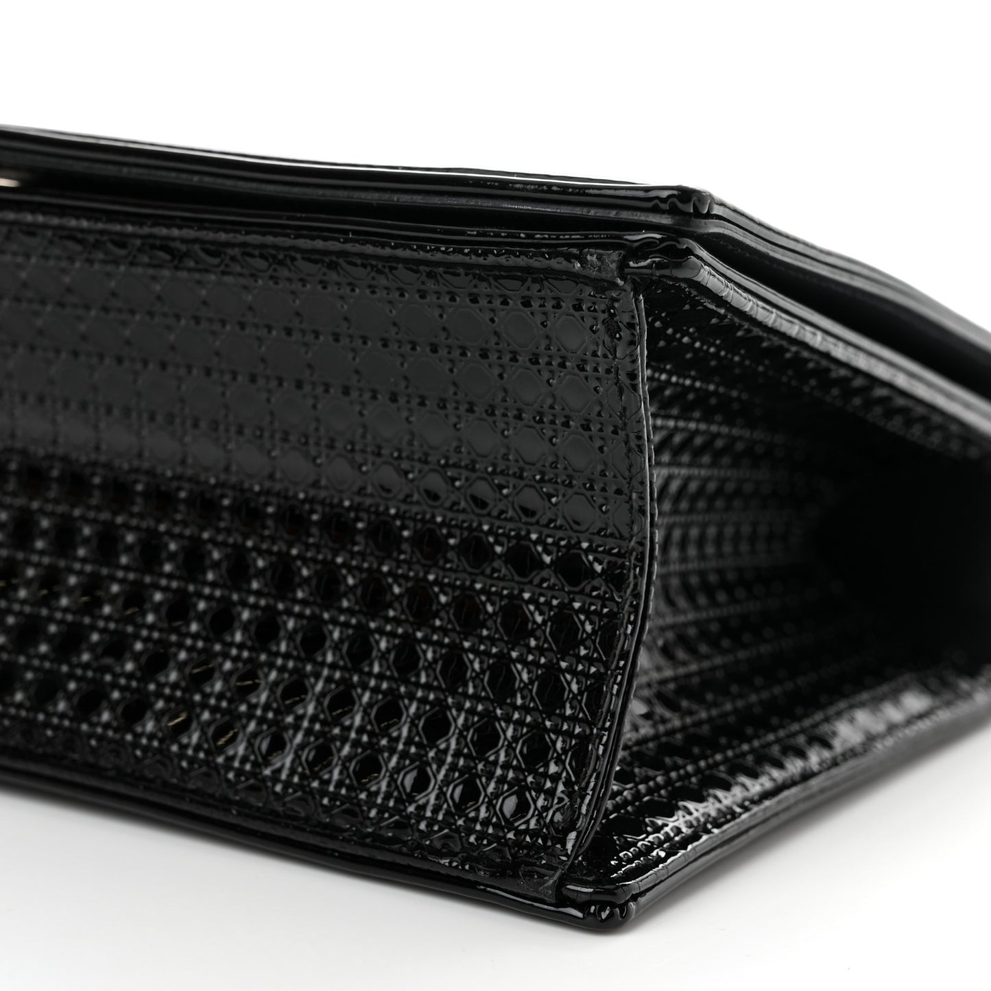 Metallic Patent Micro-Cannage Medium Diorama Flap Bag Graphite