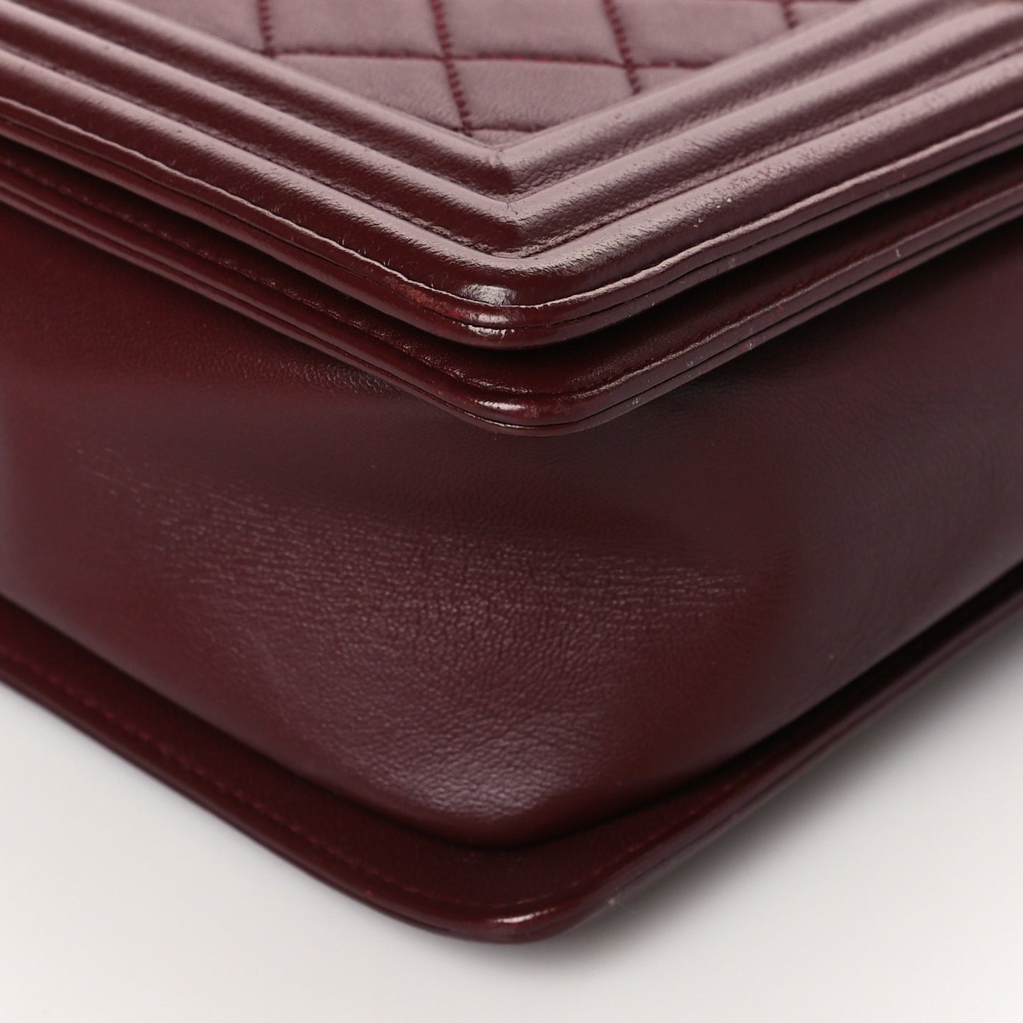 Lambskin Quilted New Medium Boy Flap Dark Red