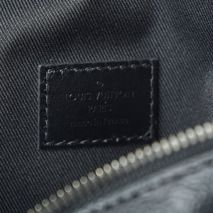 Louis Vuitton Monogram Eclipse Discovery Bumbag 8 of 10