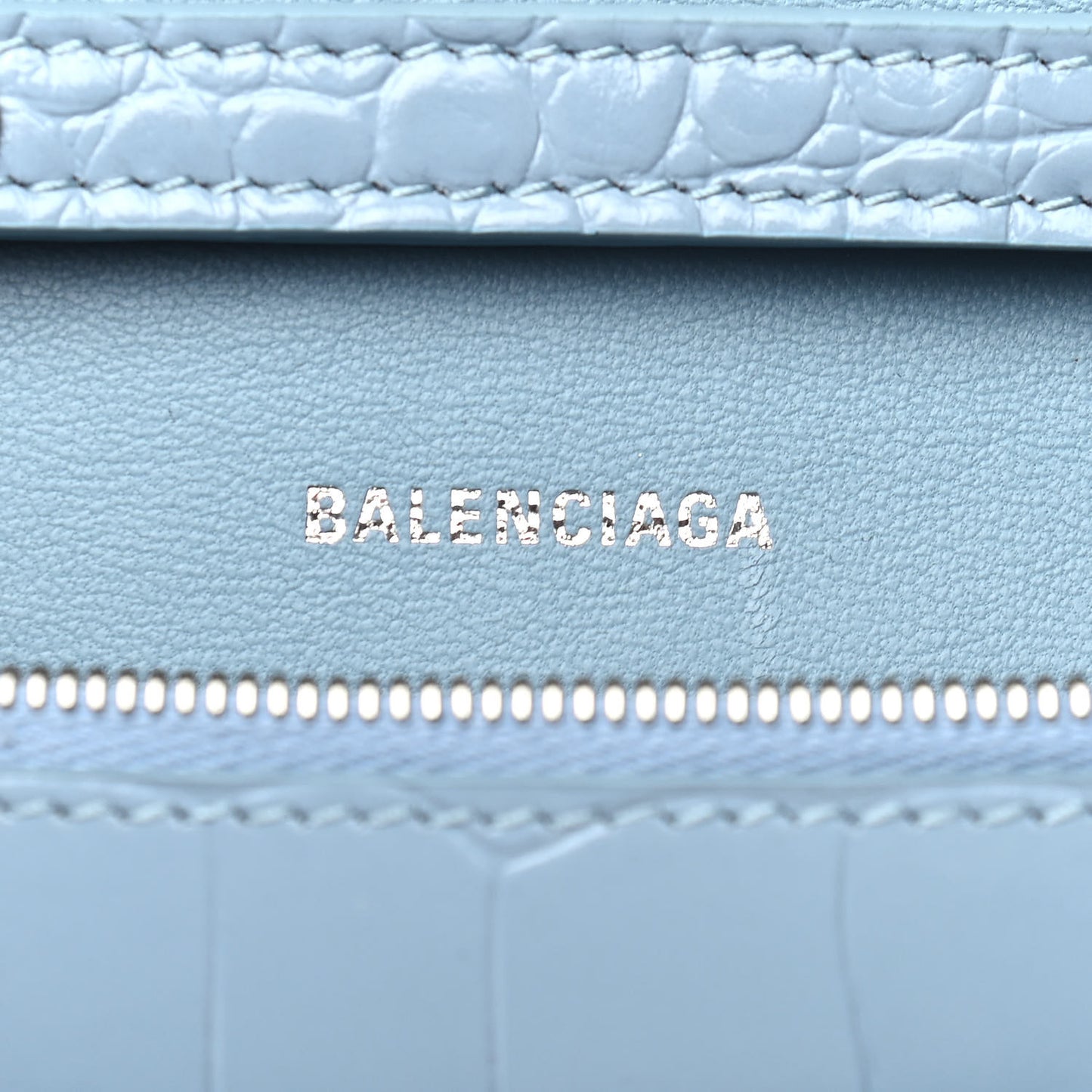 Shiny Calfskin Crocodile Embossed Hourglass Chain Bag Blue Grey