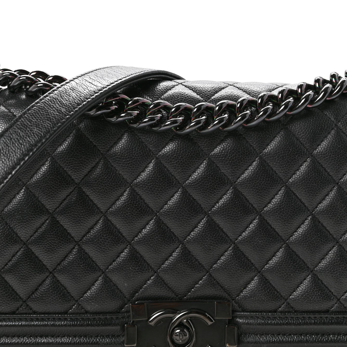 Caviar Quilted Medium Boy Flap So Black