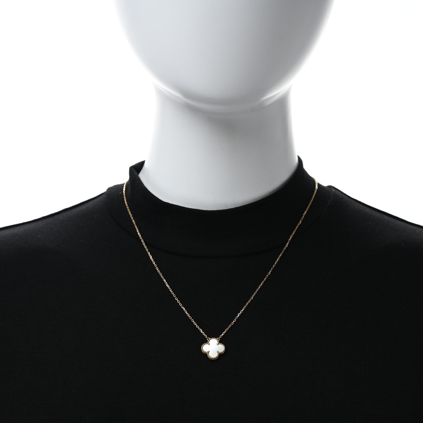 18K Yellow Gold Mother of Pearl Vintage Alhambra Pendant Necklace