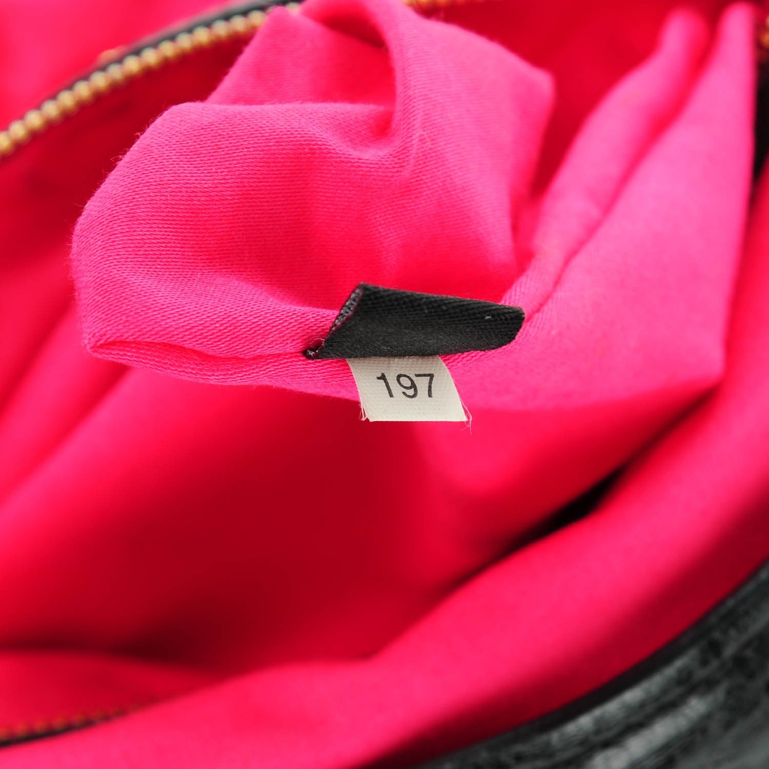 Miu Miu Vitello Shine Zip Shoulder Bag Nero Black 8 of 8