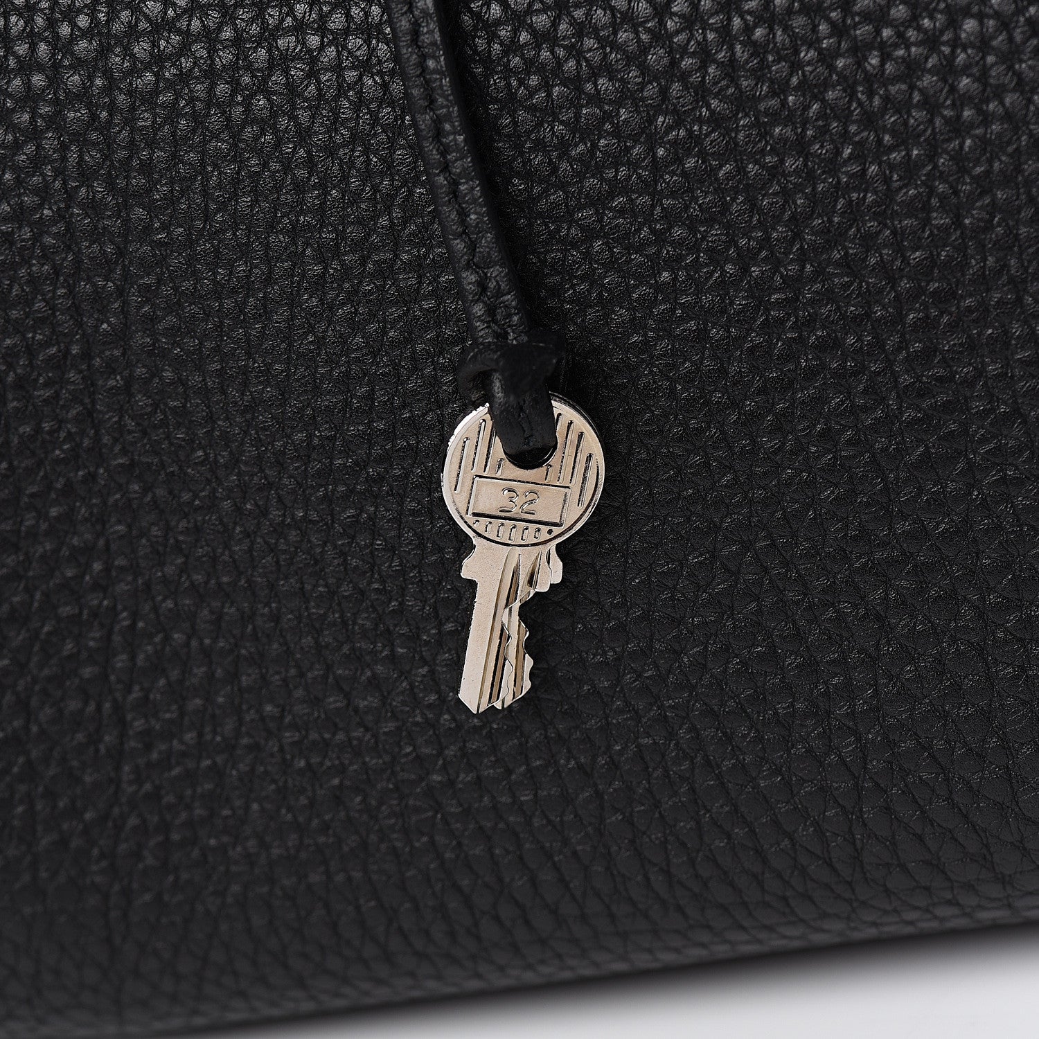 Hermes Taurillon Clemence Retourne Kelly 40 Black 14 of 34