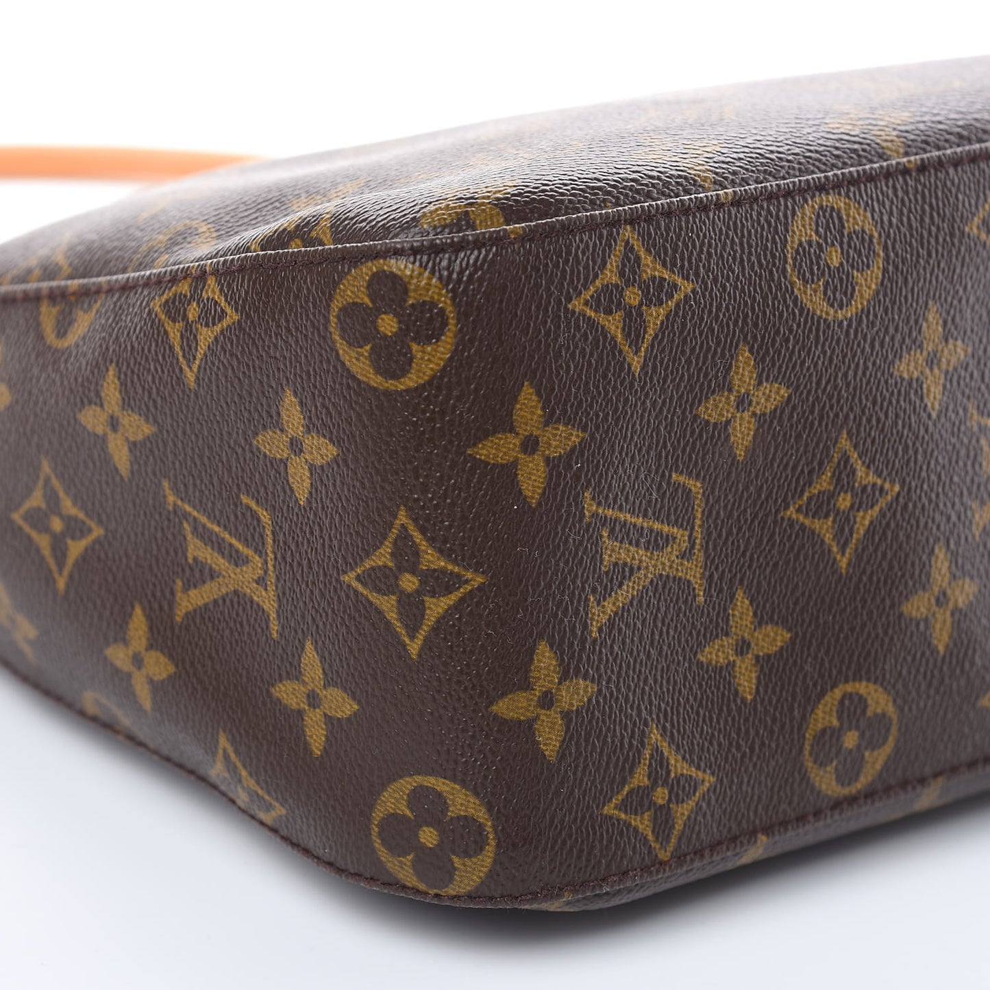 Monogram Looping MM