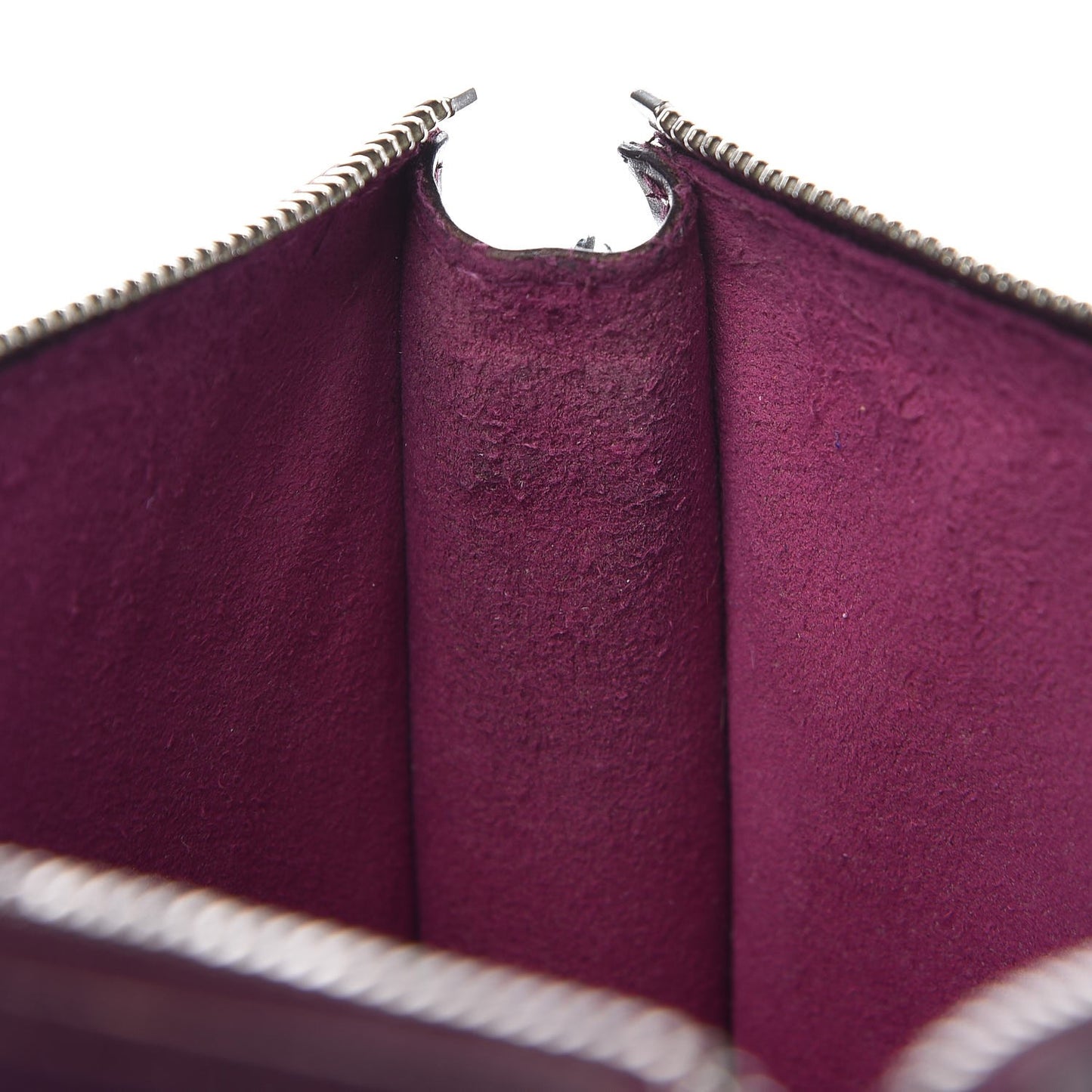 Epi Pochette Accessories 24 Cassis