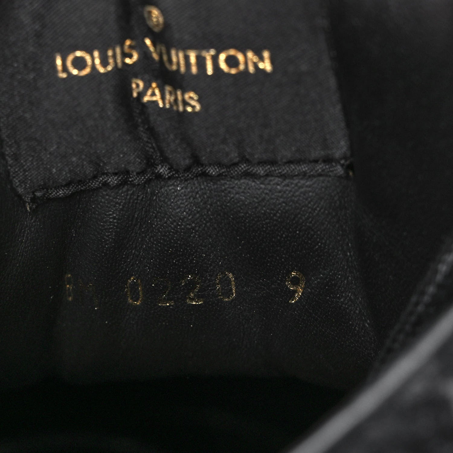 Louis Vuitton Calfskin Monogram Mens Ankle Boots 8 Black 8 of 8