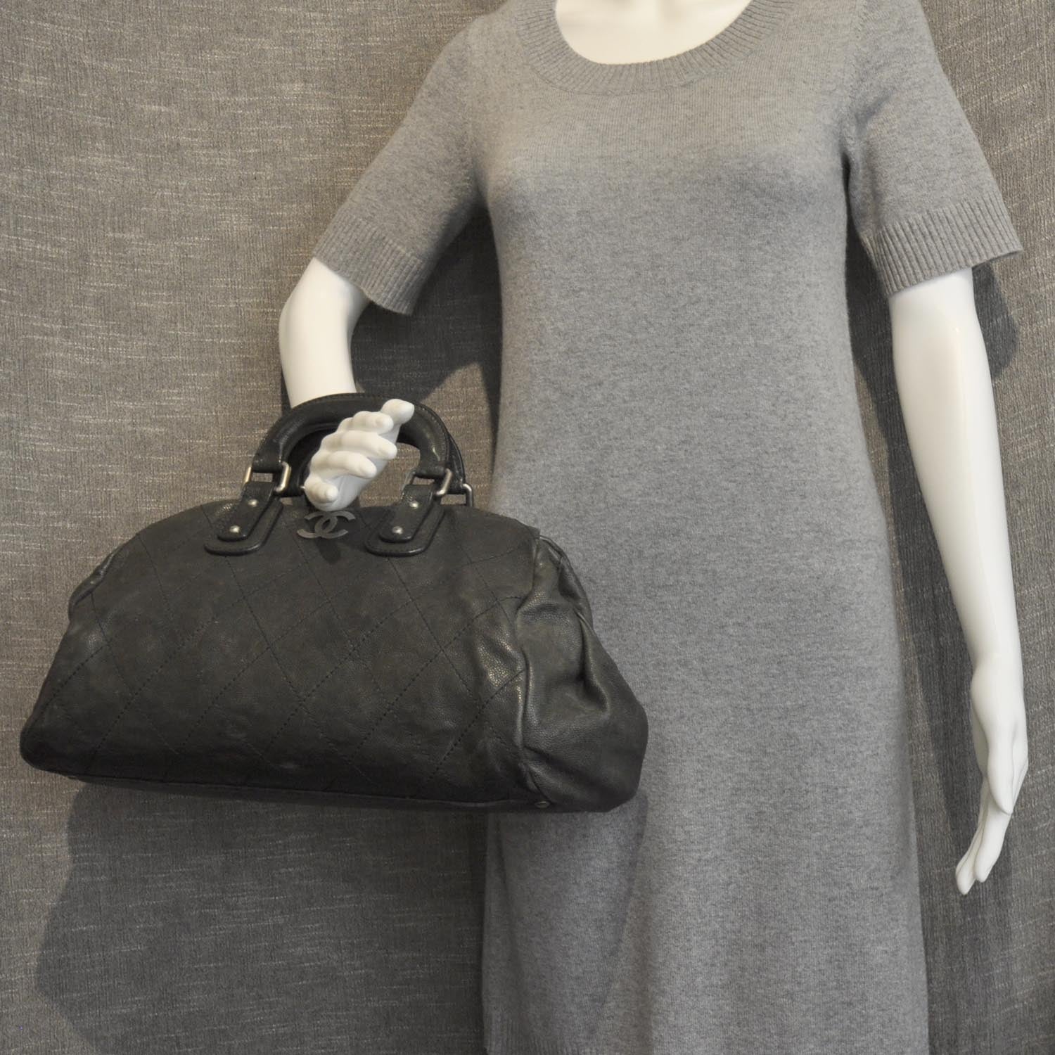 Chanel Caviar Outdoor Ligne Doctor Bag Black/Dk Grn tint 2 of 13