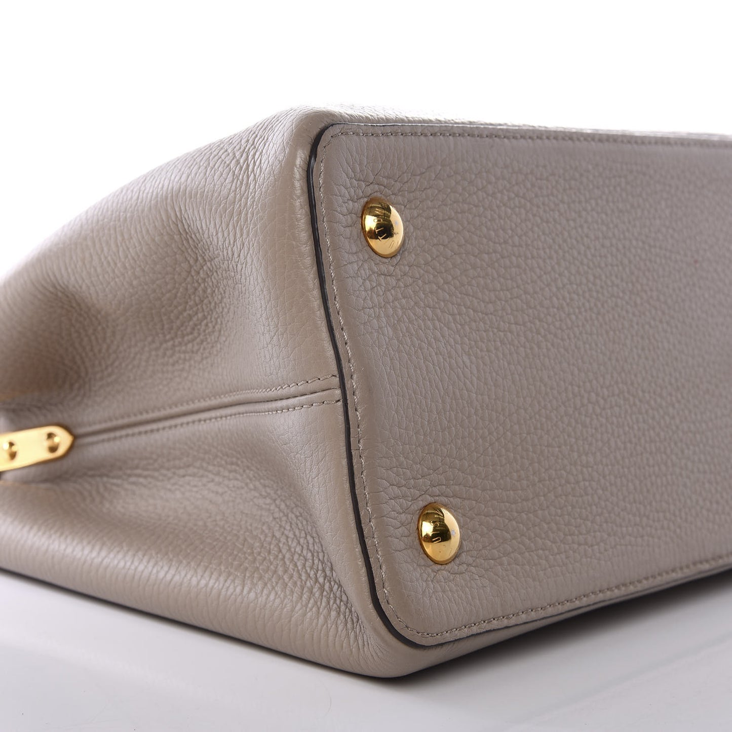 Taurillon Capucines MM Galet