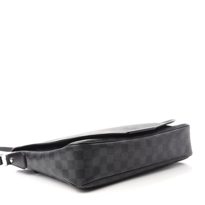Louis Vuitton Damier Graphite Daniel MM 4 of 10