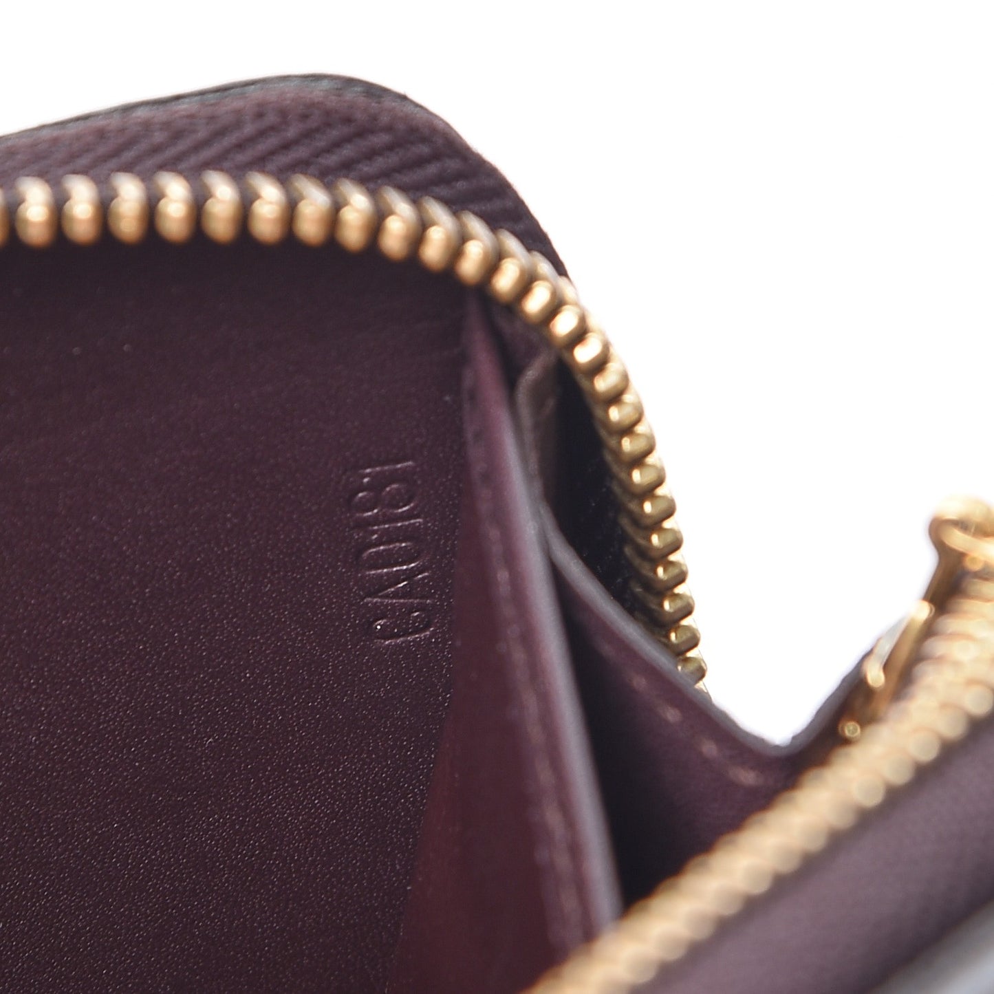 Vernis Zippy Wallet Amarante