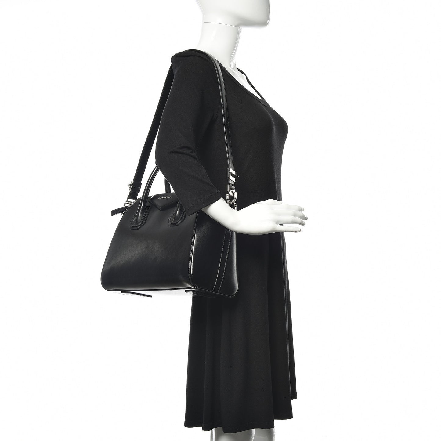 Shiny Lord Calfskin Small Antigona Black