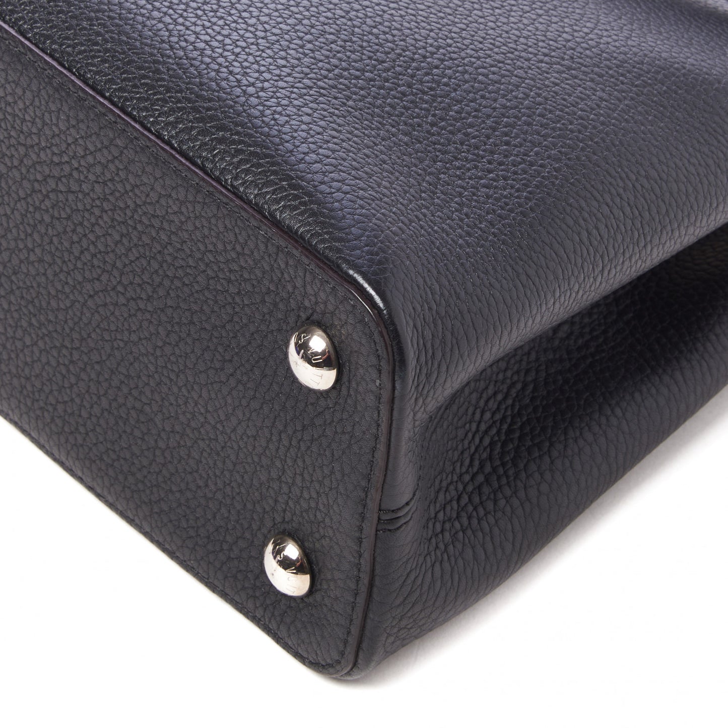 Taurillon Capucines PM Black