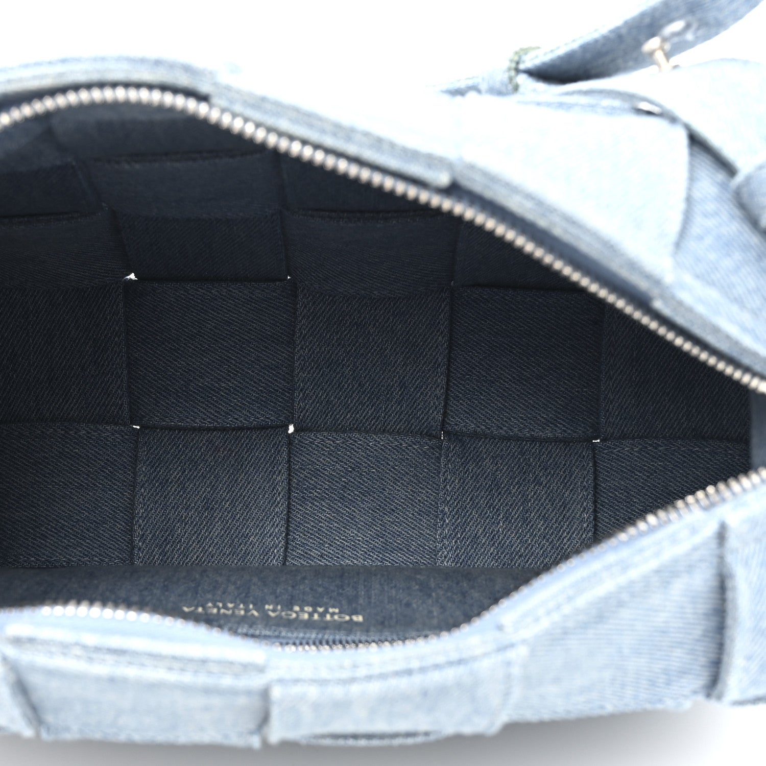 Bottega Veneta Denim Maxi Intrecciato Brick Cassette Bag Indigo Washed 5 of 10
