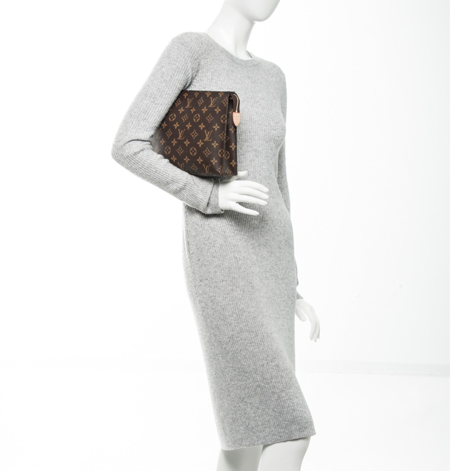 Louis Vuitton Monogram Toiletry Pouch 26 2 of 5