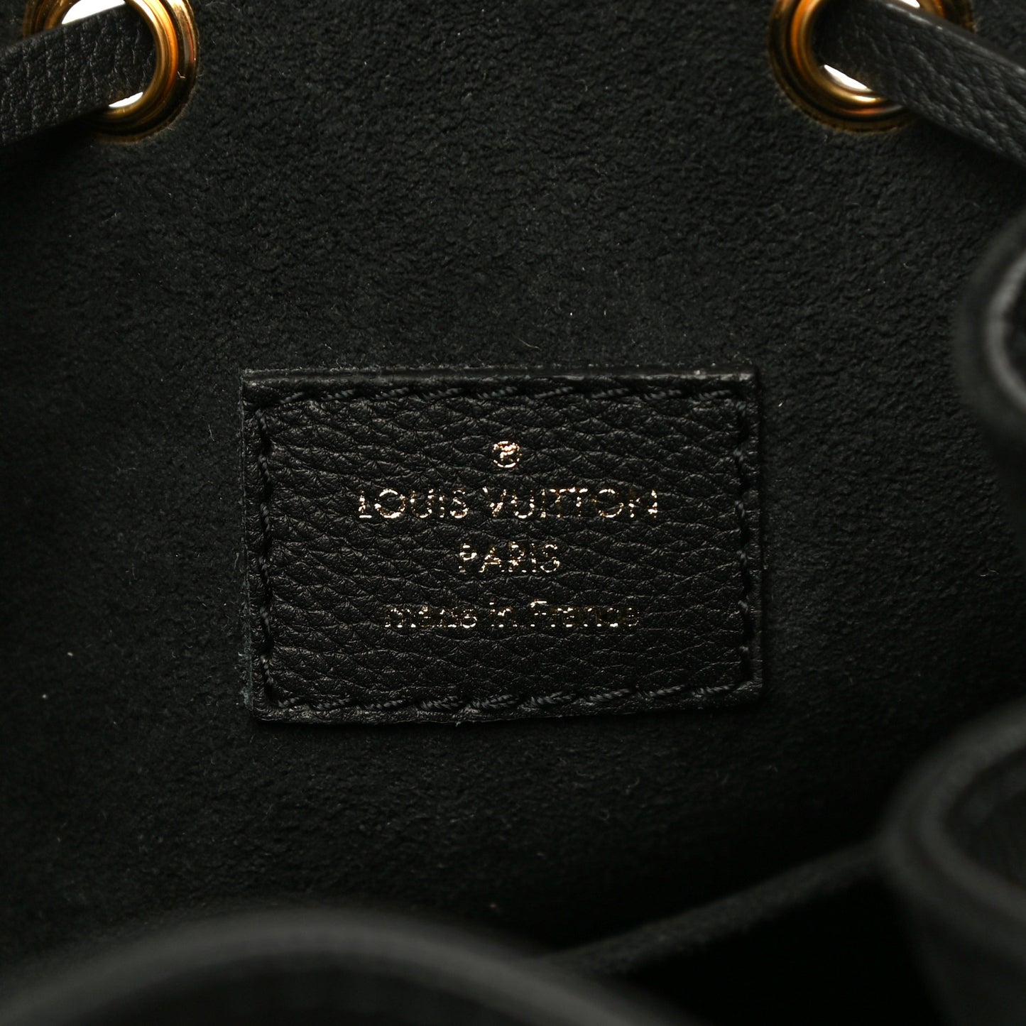 Calfskin Lockme Bucket MM Black