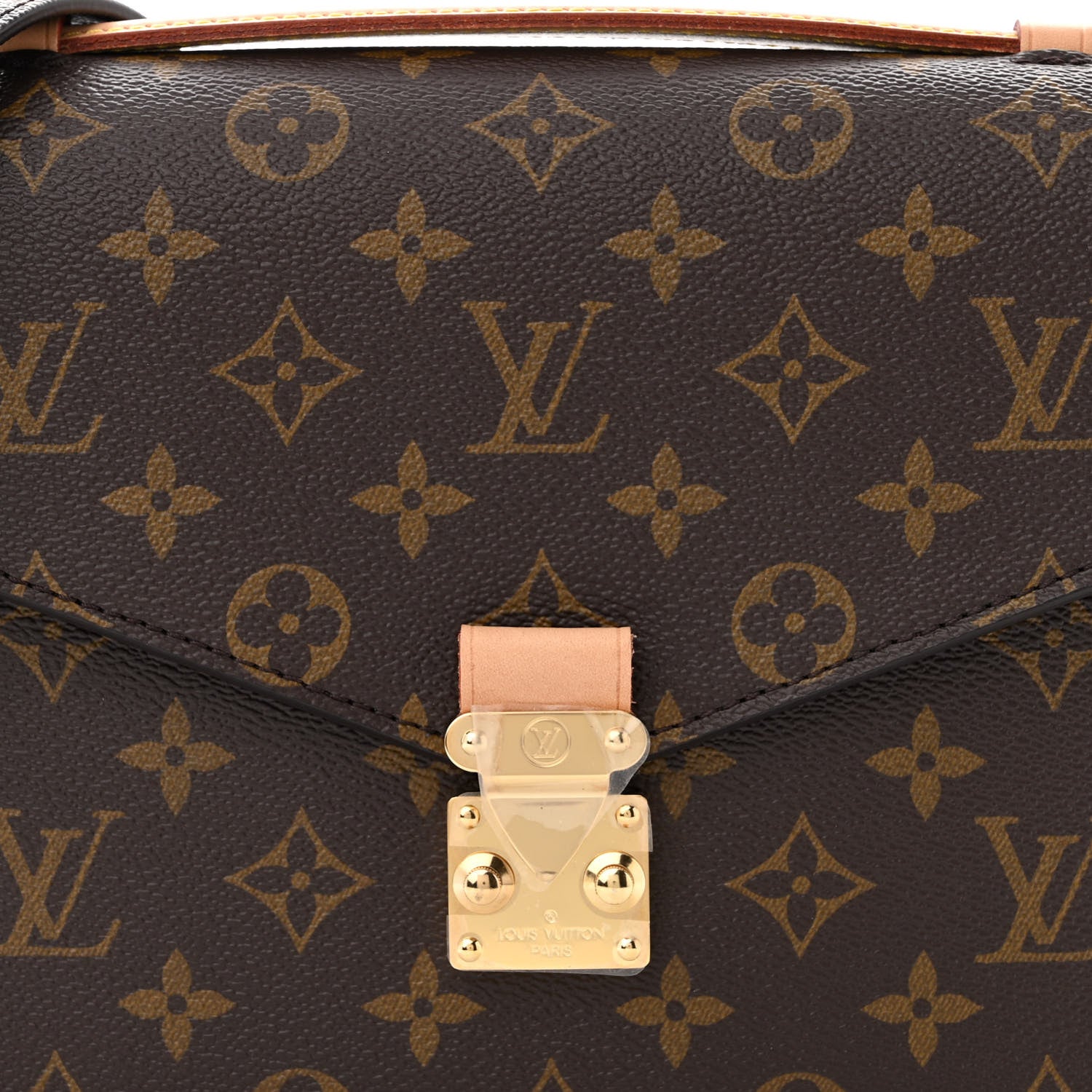 Louis Vuitton Monogram Pochette Metis 7 of 9
