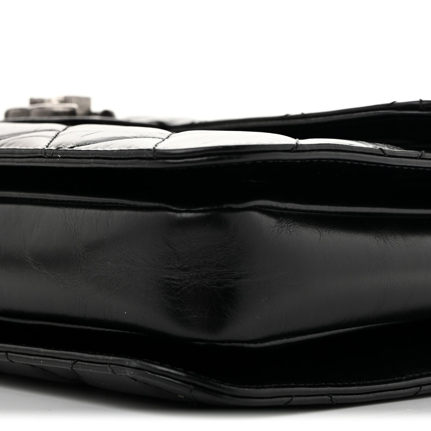 Glazed Calfskin Quilted Large Perfect Edge Flap Black