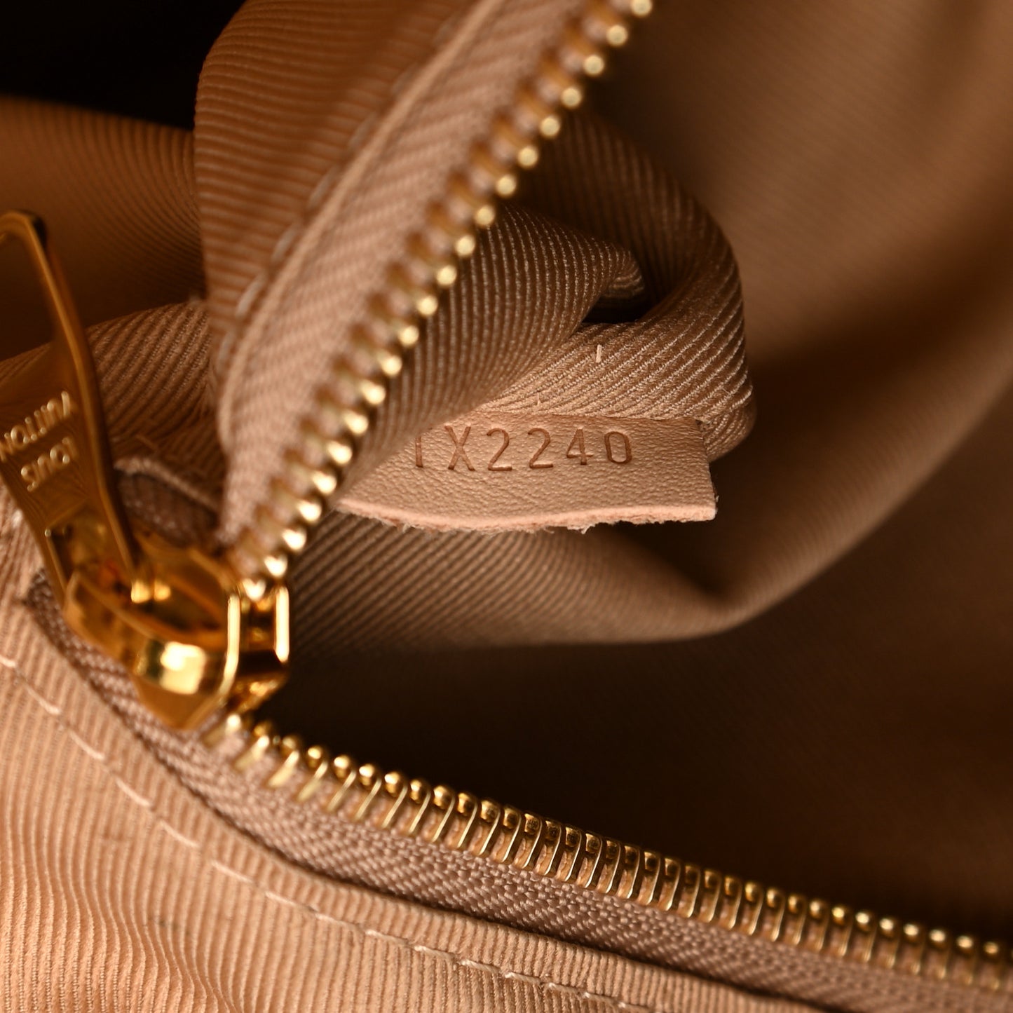 Monogram Graceful PM